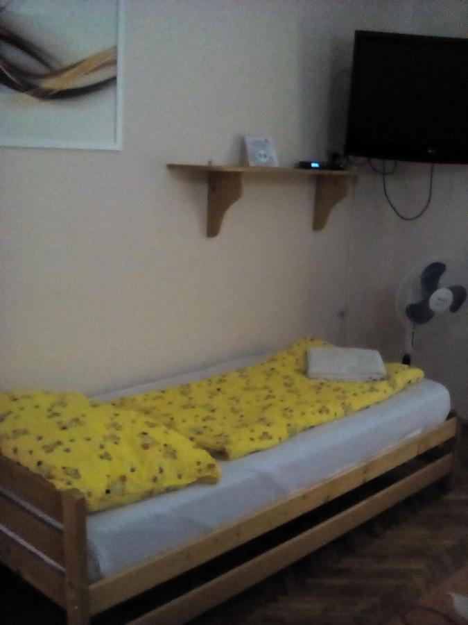 Csilla Apartman Makó المظهر الخارجي الصورة