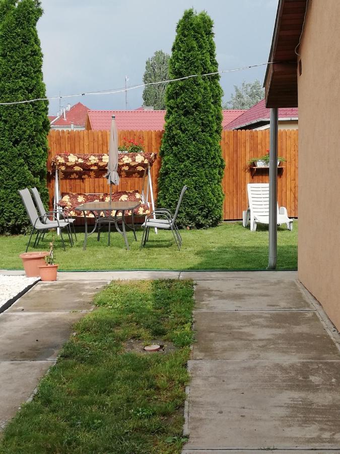 Csilla Apartman Makó المظهر الخارجي الصورة